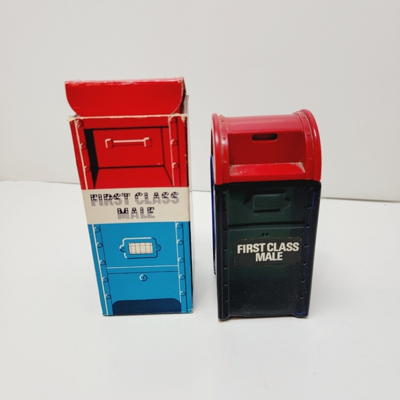 Vintage Avon First Class Male Bravo After Shave 4FL.Oz. - Picture 2 of 5